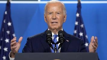 verteidigungsrede von joe biden mit peinlichem versprecher 